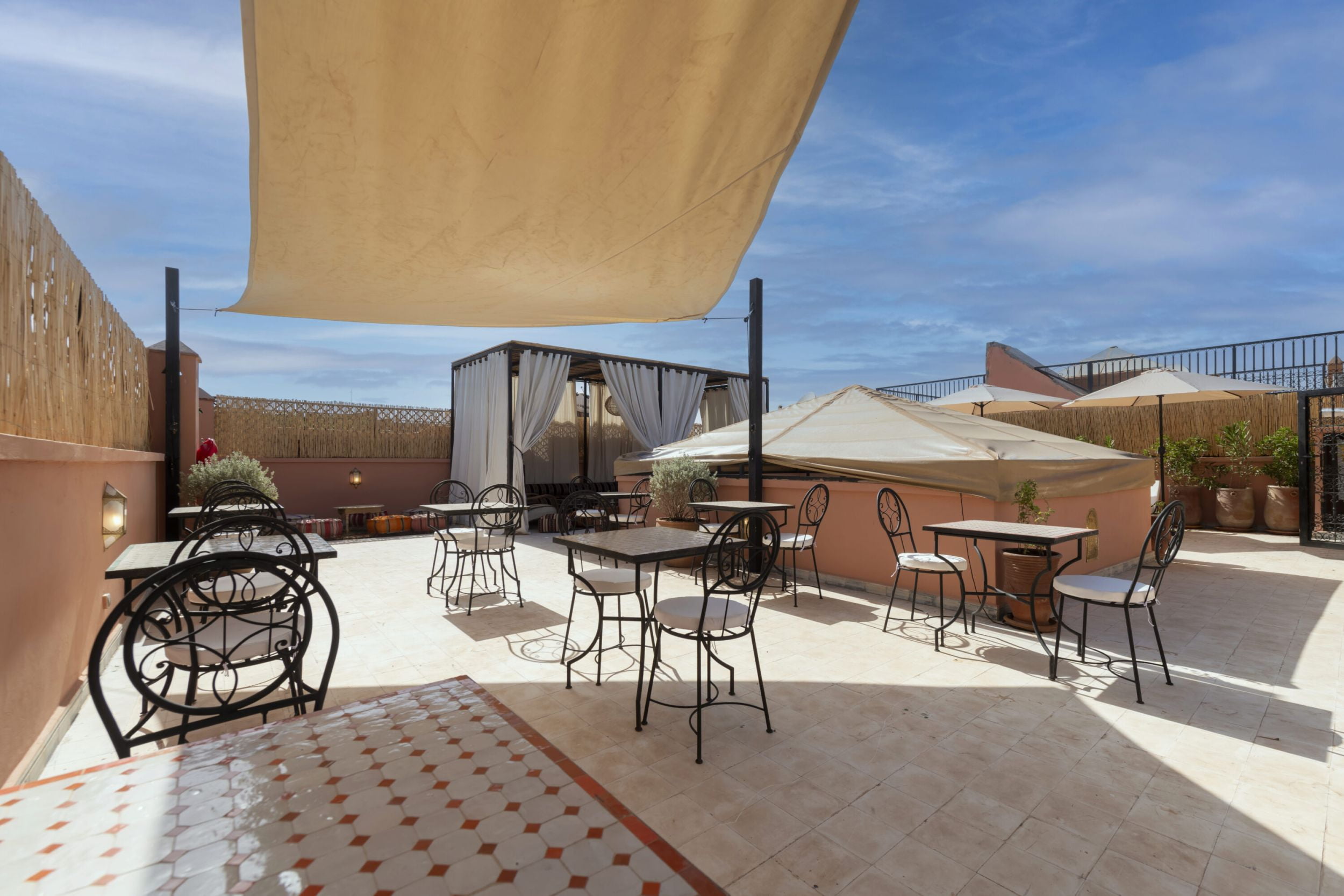 riad medina charme marrakech rooftop restaurant